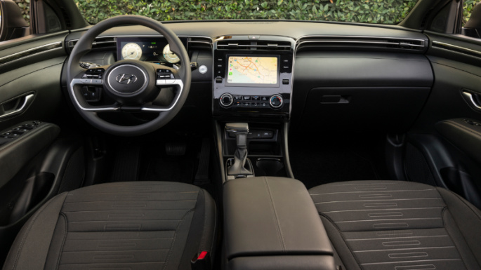 2023-hyundai-santa-cruz-int