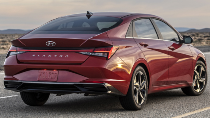2023-hyundai-elantra-overview-image