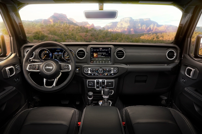 2019-jeep-wrangler-image-6