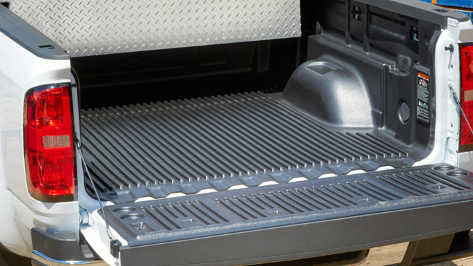 2020-chevrolet-colorado-trunk-image