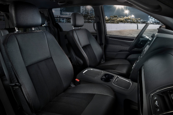 2019-dodge-grand-caravan-interior-2