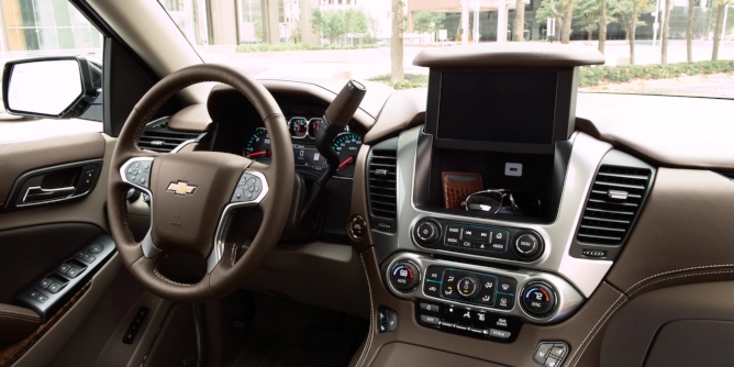 2019-chevy-tahoe-image-7