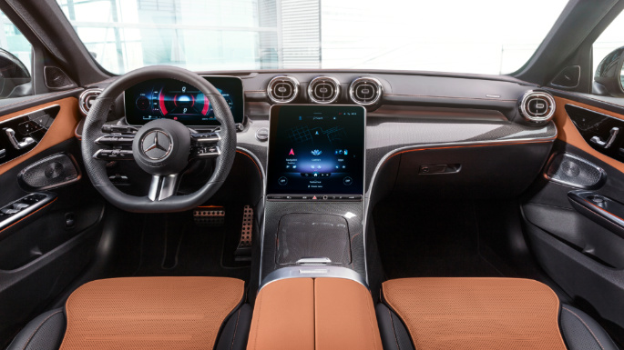 2022-mercedes-benz-c-class-int