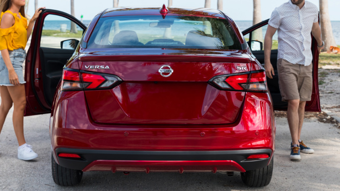2020-nissan-versa-image-5