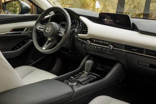 2019-Mazda3-Sedan 44