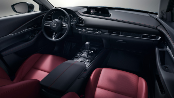 2023-mazda-cx30-int