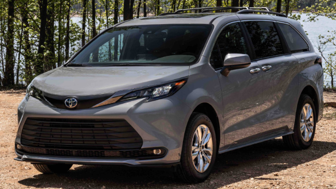 2023-toyota-sienna-styling-image