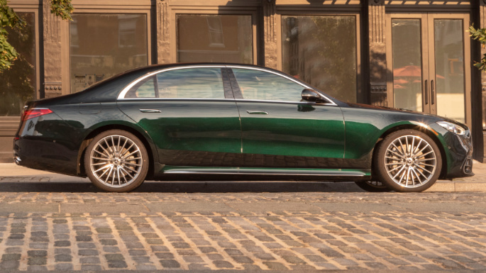 2022-mercedes-benz-s-class-cost-image