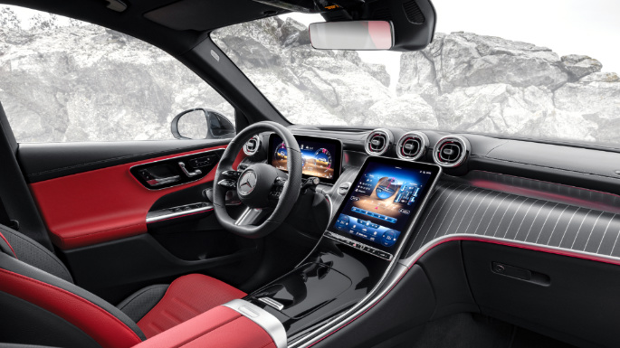 2023-mercedes-benz-glc-class-int