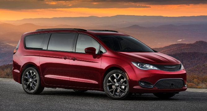 2020 Chrysler Pacifica Review