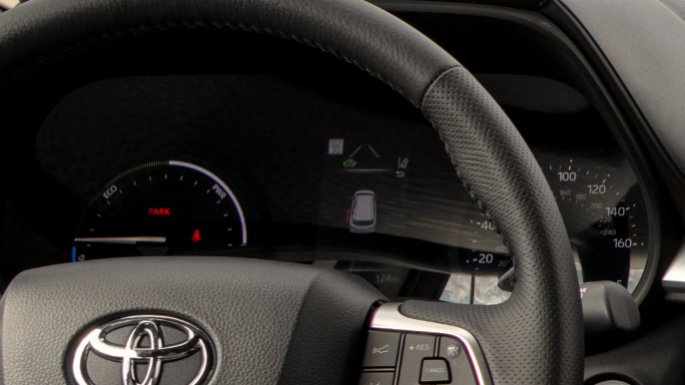 2023-toyota-sienna-fuel-image