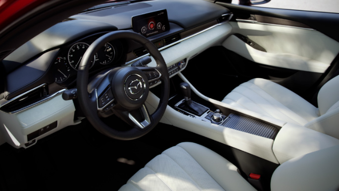 2018 Mazda Mazda6 Interior