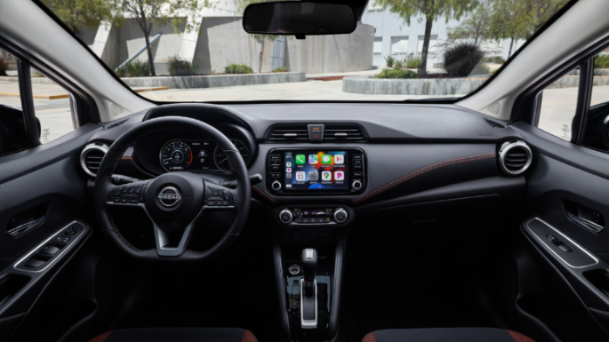 2023-nissan-versa-int