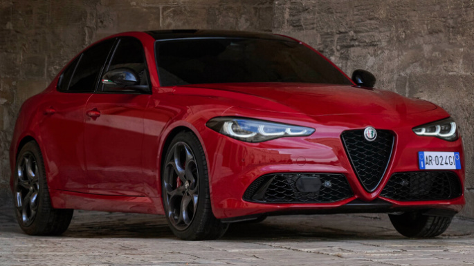 2024 Alfa Romeo Giulia Front Right Side (Styling)