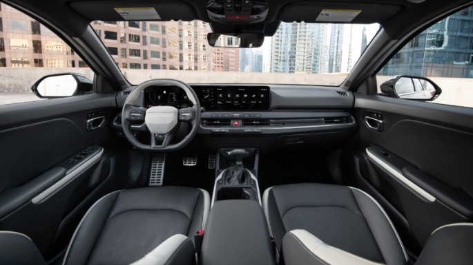2025 Kia K4 Dashboard and Seats (Safety)