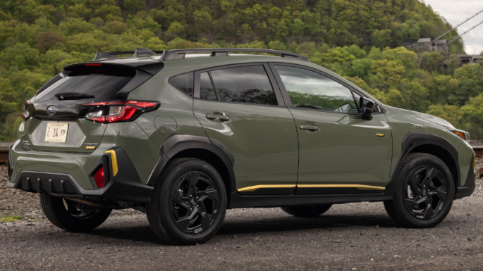 2024-subaru-crosstrek-overview-image