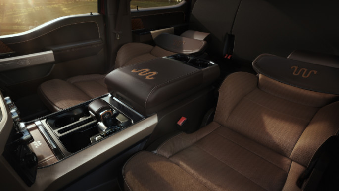 2022-ford-f150-image-8