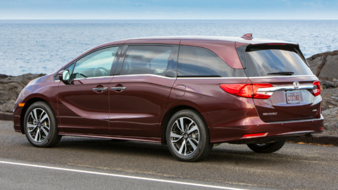 2020-honda-odyssey-rear-image