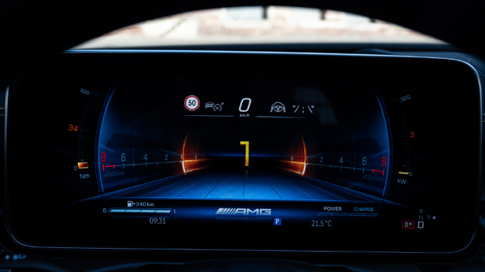 2023-mercedes-benz-c-class-fuel-image