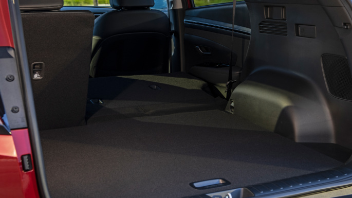 2022-hyundai-tucson-practicality-image