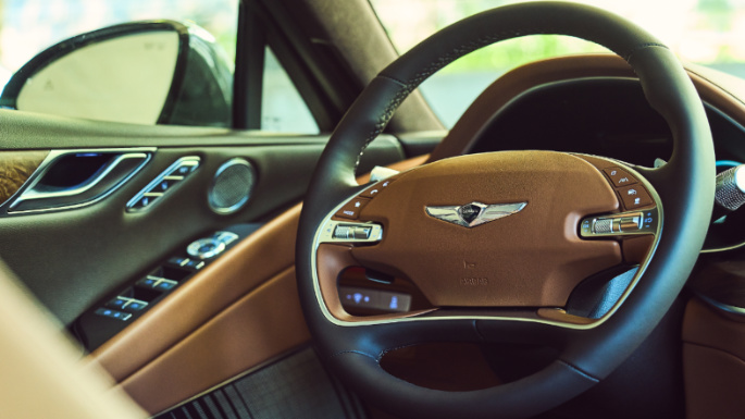 2023-genesis-g80-electric-image-12