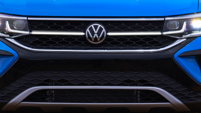 2022-volkswagen-taos-image-16