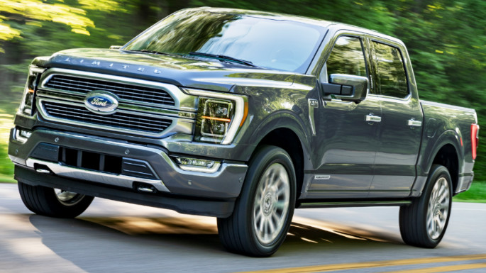 2022-ford-f150-driving-image