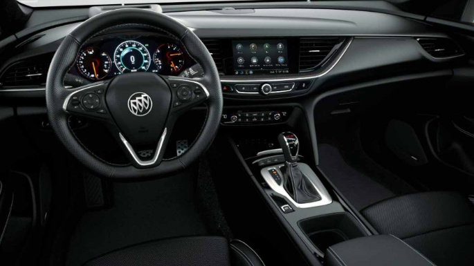 2018 Buick Regal Sportback Interior