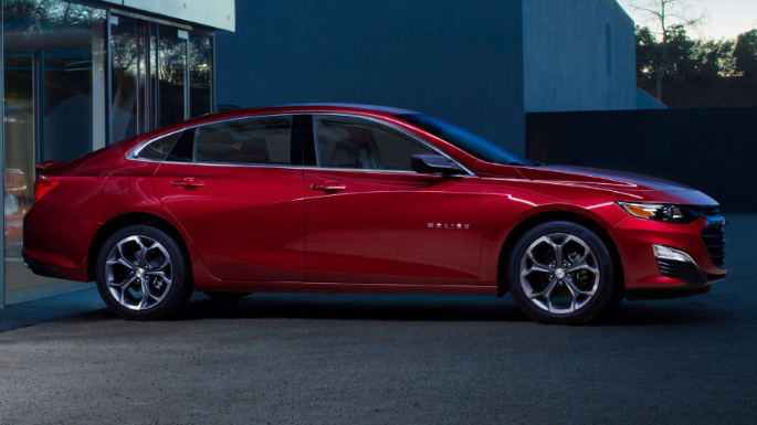 2019-chevrolet-malibu-image-3