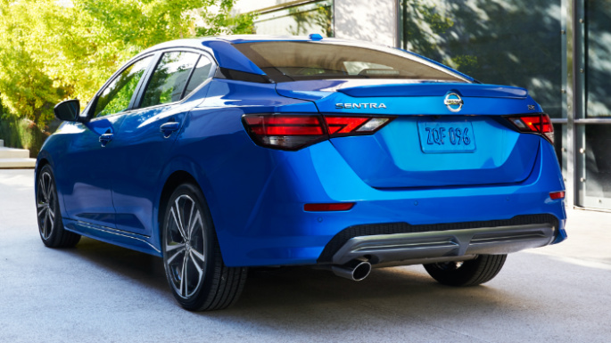 2020-nissan-sentra-rear-image