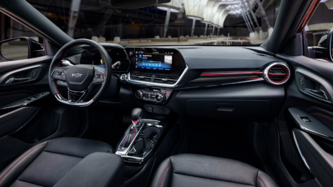 2024 Chevrolet Trax Dashboard and Seats (Safety)