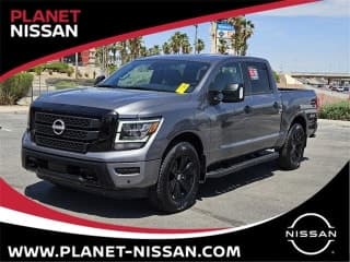 Nissan 2023 Titan