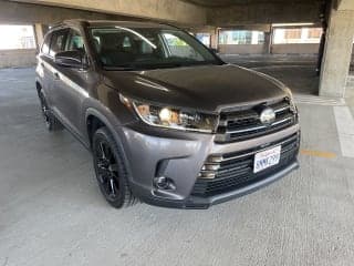Toyota 2019 Highlander