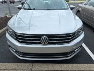 Volkswagen 2016 Passat