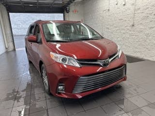 Toyota 2019 Sienna