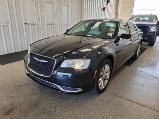 Chrysler 2019 300