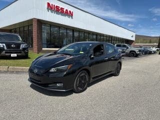 Nissan 2023 LEAF