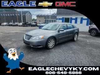 Chrysler 2013 200