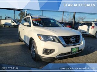 Nissan 2017 Pathfinder