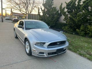 Ford 2013 Mustang