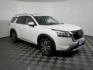 Nissan 2023 Pathfinder