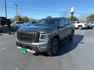 Nissan 2024 Titan