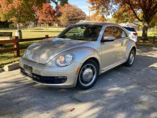 Volkswagen 2012 Beetle