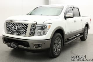 Nissan 2019 Titan