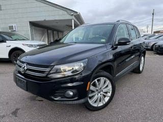 Volkswagen 2015 Tiguan