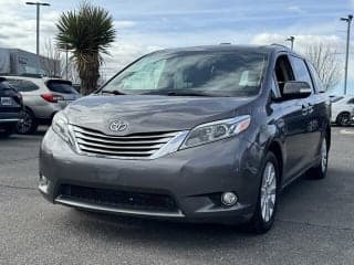 Toyota 2015 Sienna