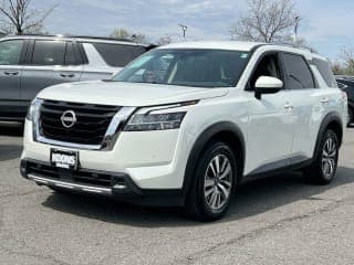 Nissan 2023 Pathfinder