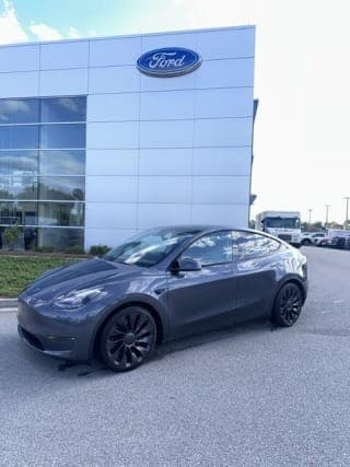 Tesla 2023 Model Y