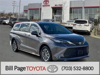 Toyota 2021 Sienna