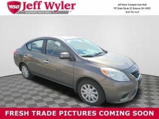 Nissan 2012 Versa